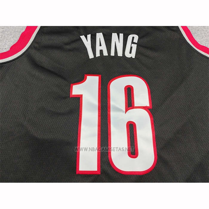 Camiseta Portland Trail Blazers Hansen Yang NO 16 Icon 2025-26 Negro